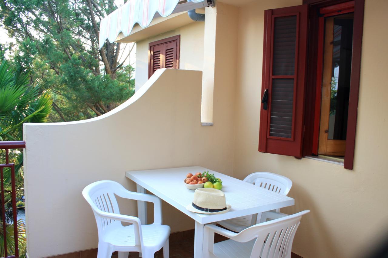 Residence Villa Agrimare Βιέστε Εξωτερικό φωτογραφία